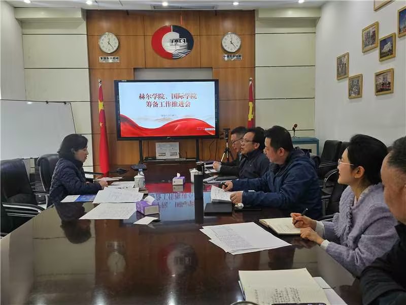 公司党委常委、副董事长柏群莅临指导伟德国际victor1946、国际公司筹备工作